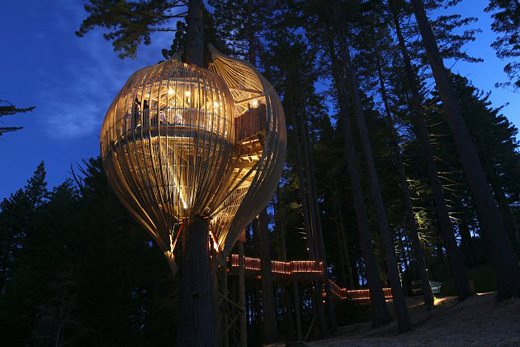 yellow_treehouse_08