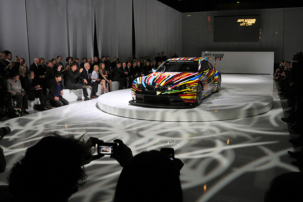 BMW-Art-Car-von-Jeff-Koons-13