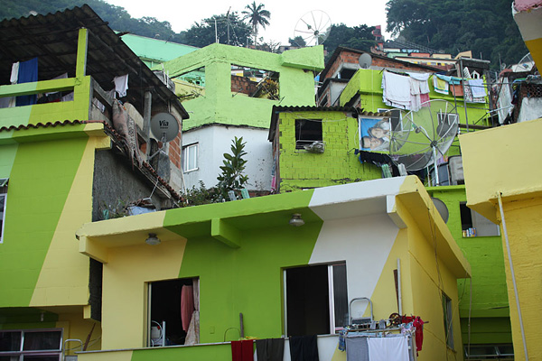 Favela-Painting-09