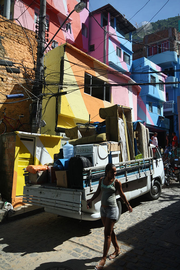 Favela-Painting-21