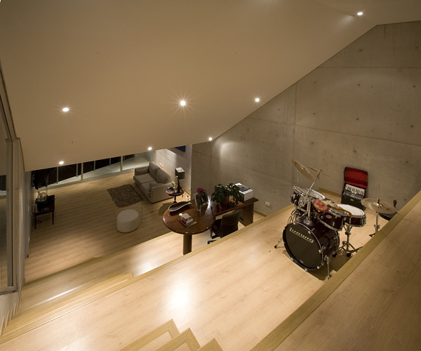 house-v-14