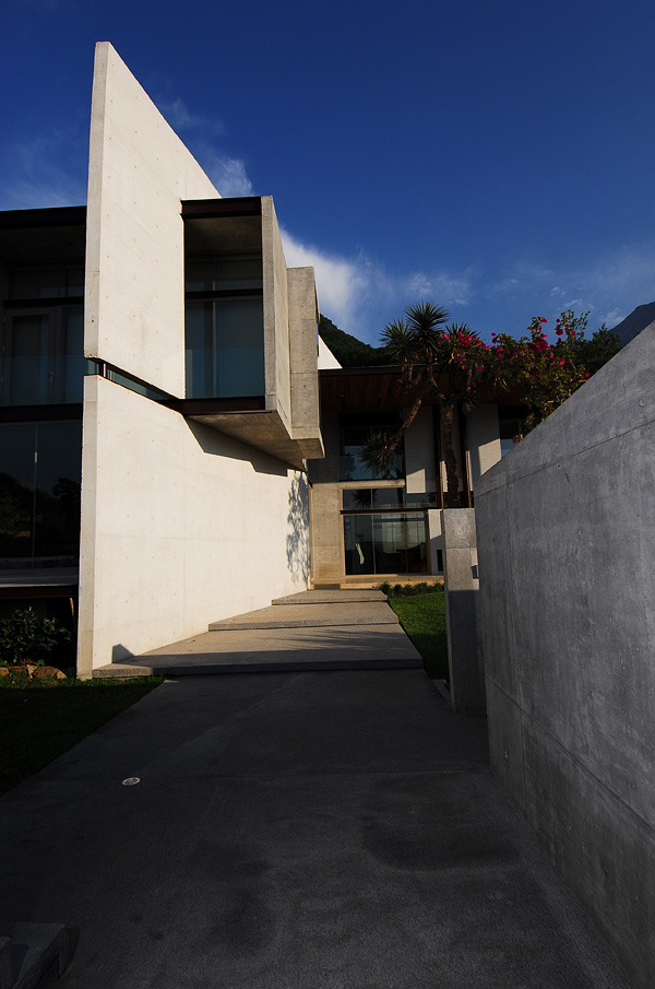 bravo-house-04
