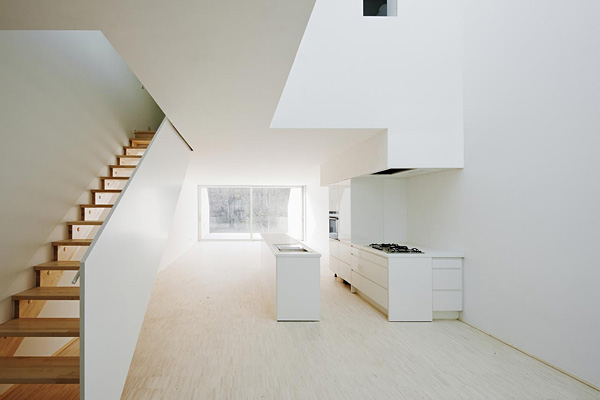 NEU31-SUPERBLOCK-03