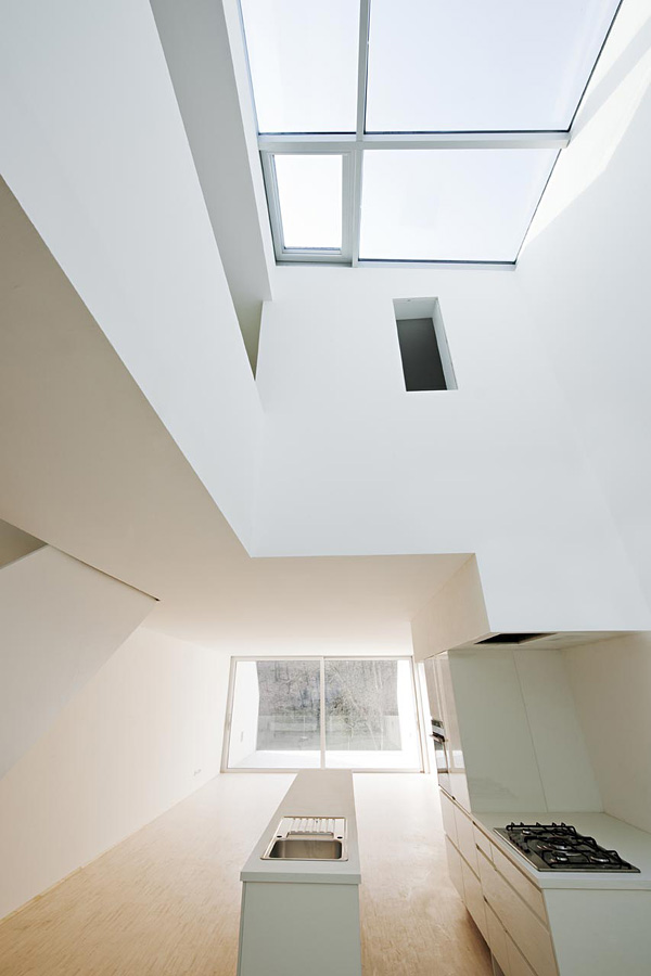 NEU31-SUPERBLOCK-13