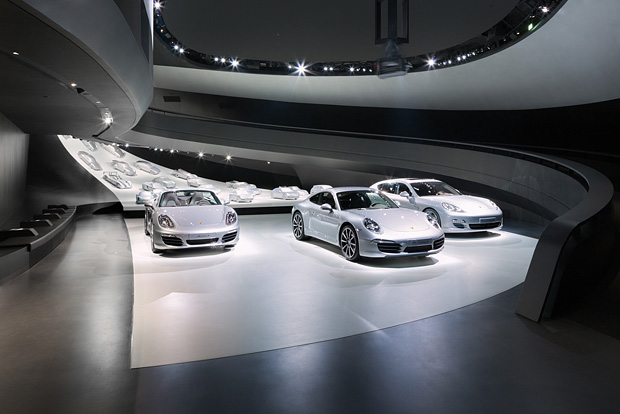 Porsche Pavillon at Autostadt Wolfsburg by Henn Architekten Porsche Pavillon at Autostadt Wolfsburg by Henn Architekten