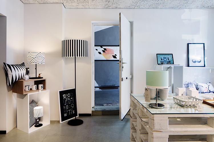 DROOM-Interieur-Showroom