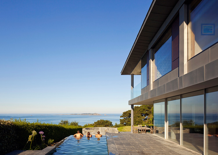 luxury-design-villa-07