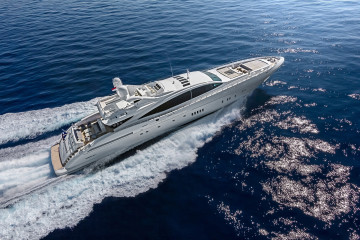 MANGUSTA-165-E-MOONRAKER-02