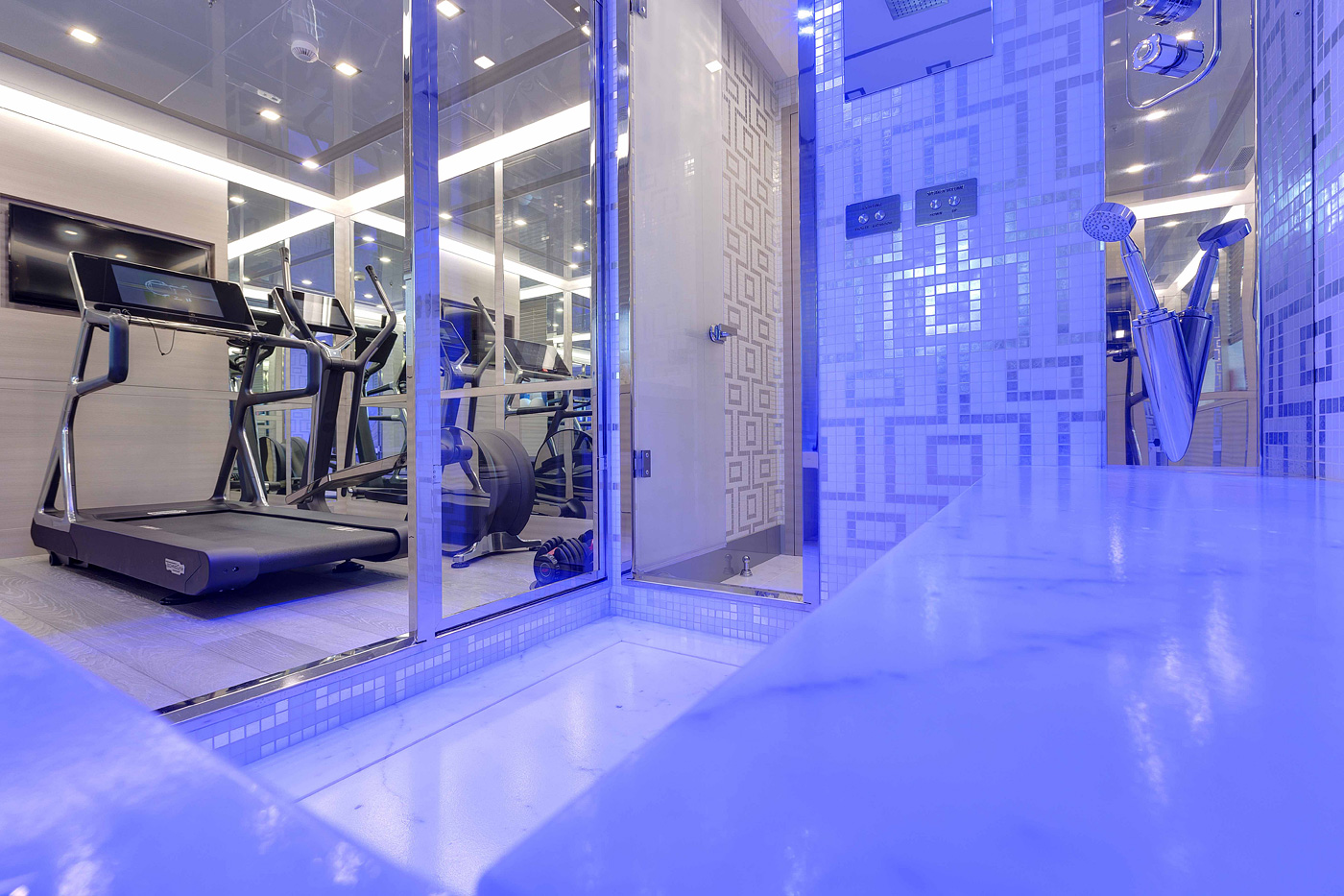 MANGUSTA-165-E-MOONRAKER-16