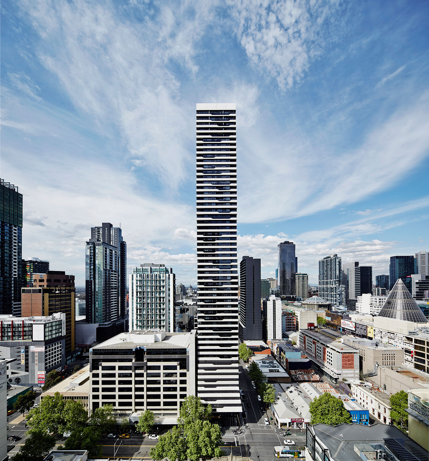 MY80_410_Elizabeth_Street_Interior-02