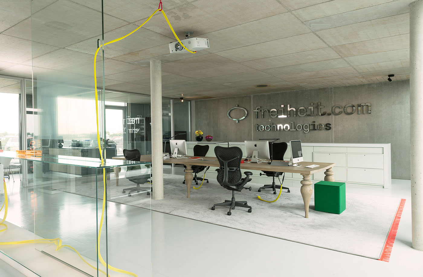 freiheit-interieur-office-01